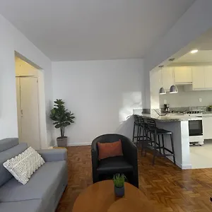 Akile Faria Lima Apartamento